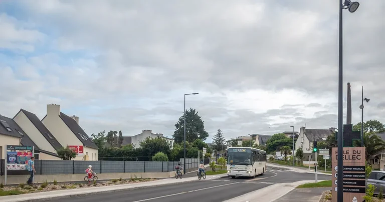 Près de Brest, un carrefour clé change les trajets