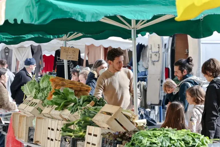 À Brest, le 14 juillet change vos courses au marché